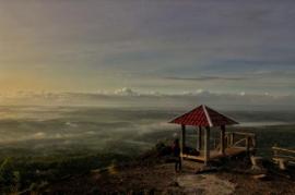 Eksotisnya Gunung Tunggak