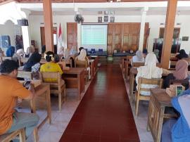 Pembinaan dan Penyuluhan Posyandu Remaja Kalurahan Ngalang